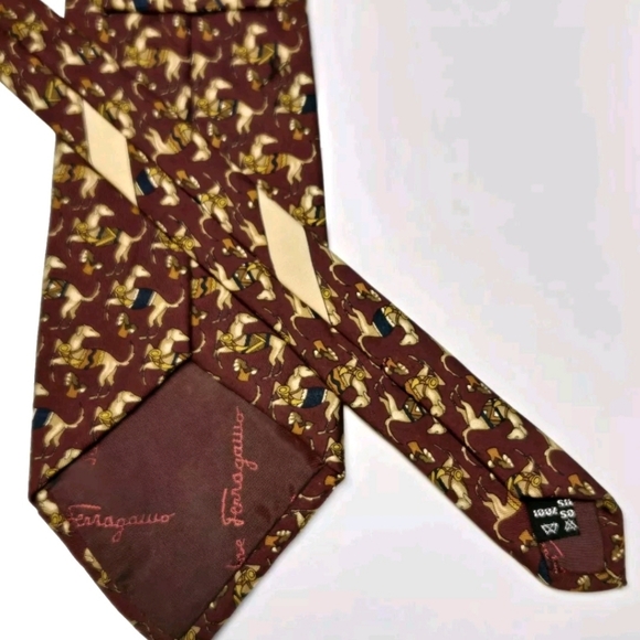 Salvatore Ferragamo Dark Red Neck Tie Hunting Greyhound Dog. 100 Silk - Picture 3 of 6